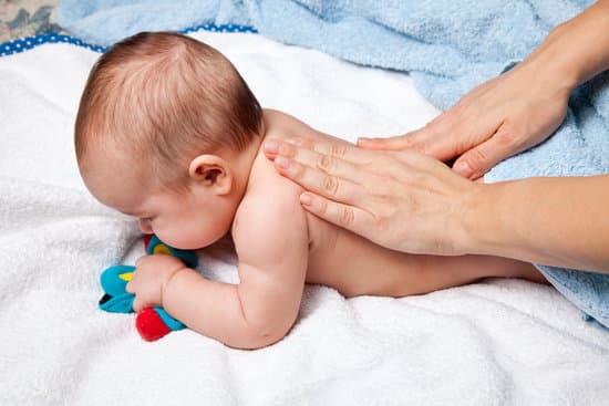 baby massaggio